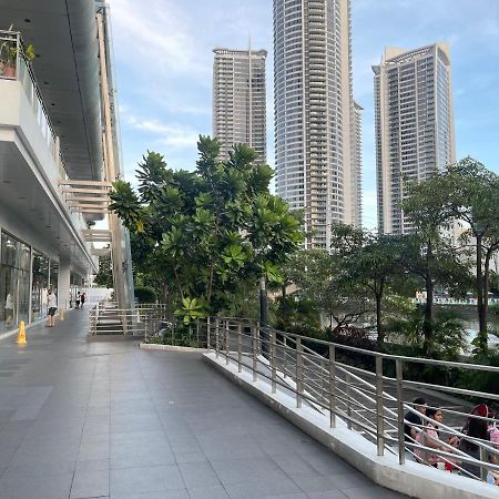 The Serene Escape Rockwell Makati City View 1Br Apartment Manila Ngoại thất bức ảnh